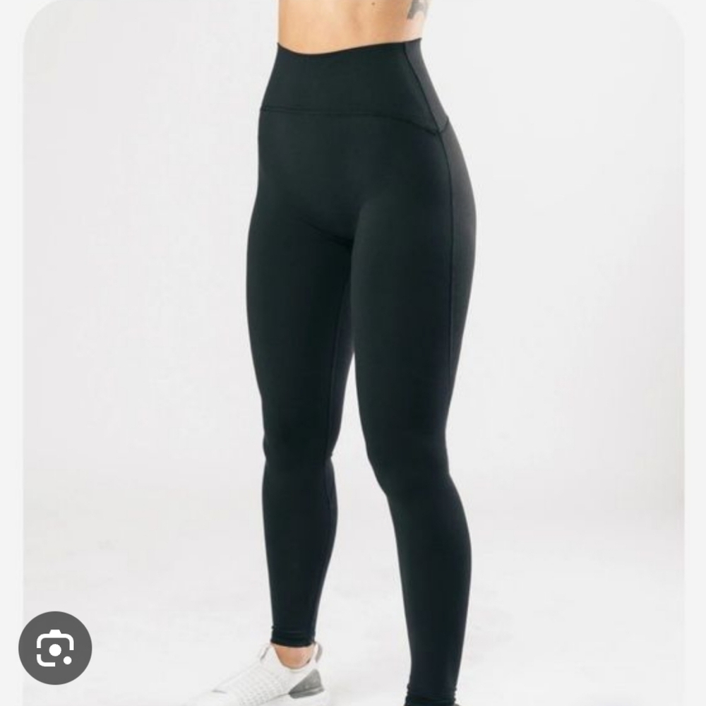 Alphalete Surface Elevation leggings